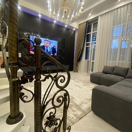 Arman Deluxe Daire Karagandy Dış mekan fotoğraf